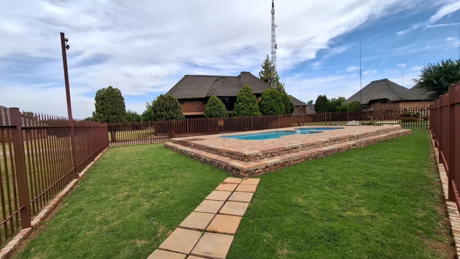 4 Bedroom Property for Sale in Vaal Park North West
